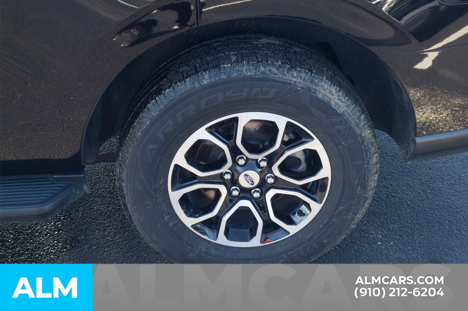 Used 2024 Ford Expedition XLT AWD/4WD image 15