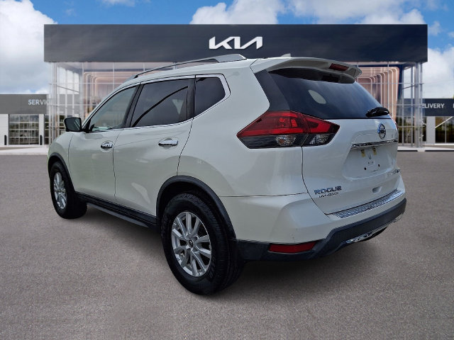 Used 2018 Nissan Rogue SV w/ Premium Package AWD/4WD image 4