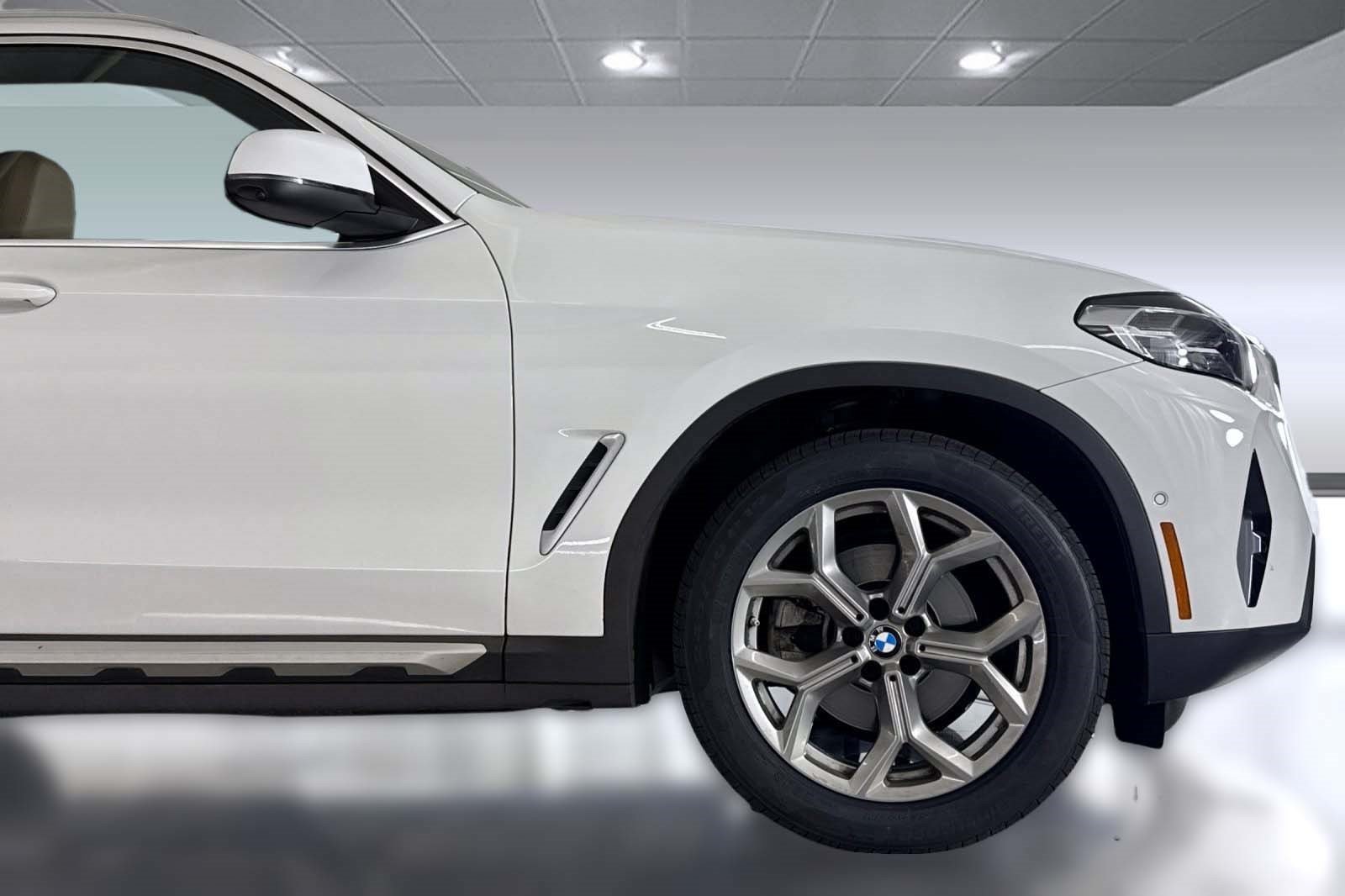 Used 2024 BMW X3 sDrive30i w/ Convenience Package RWD image 36