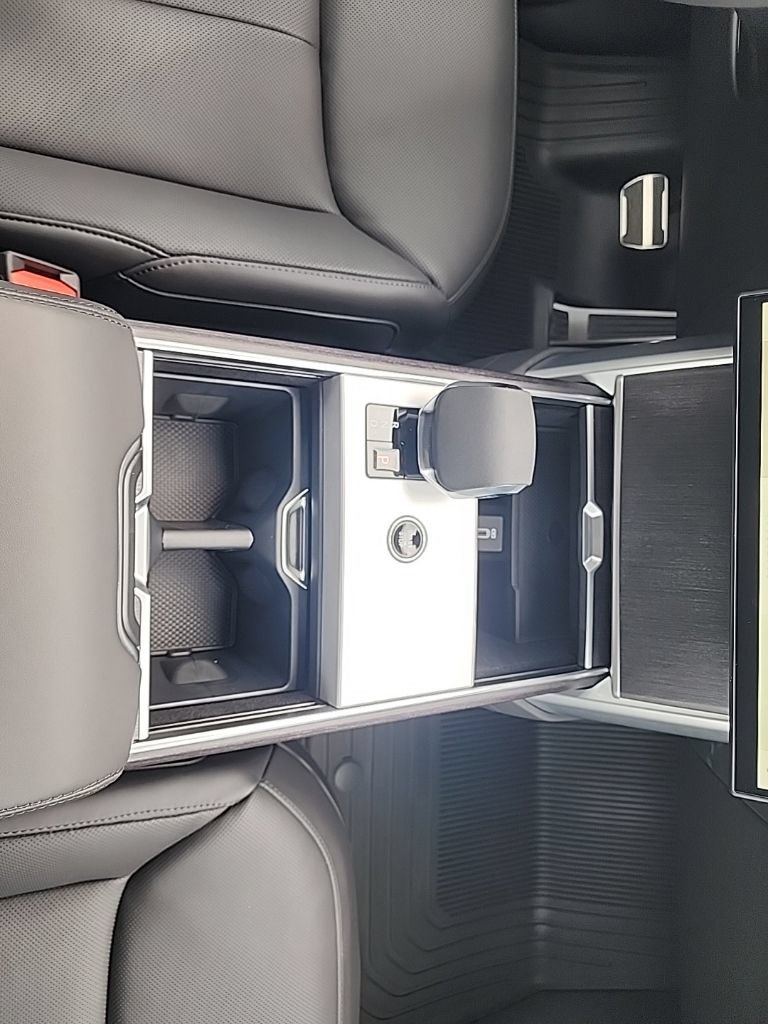 New 2026 Land Rover Range Rover SE AWD/4WD image 24