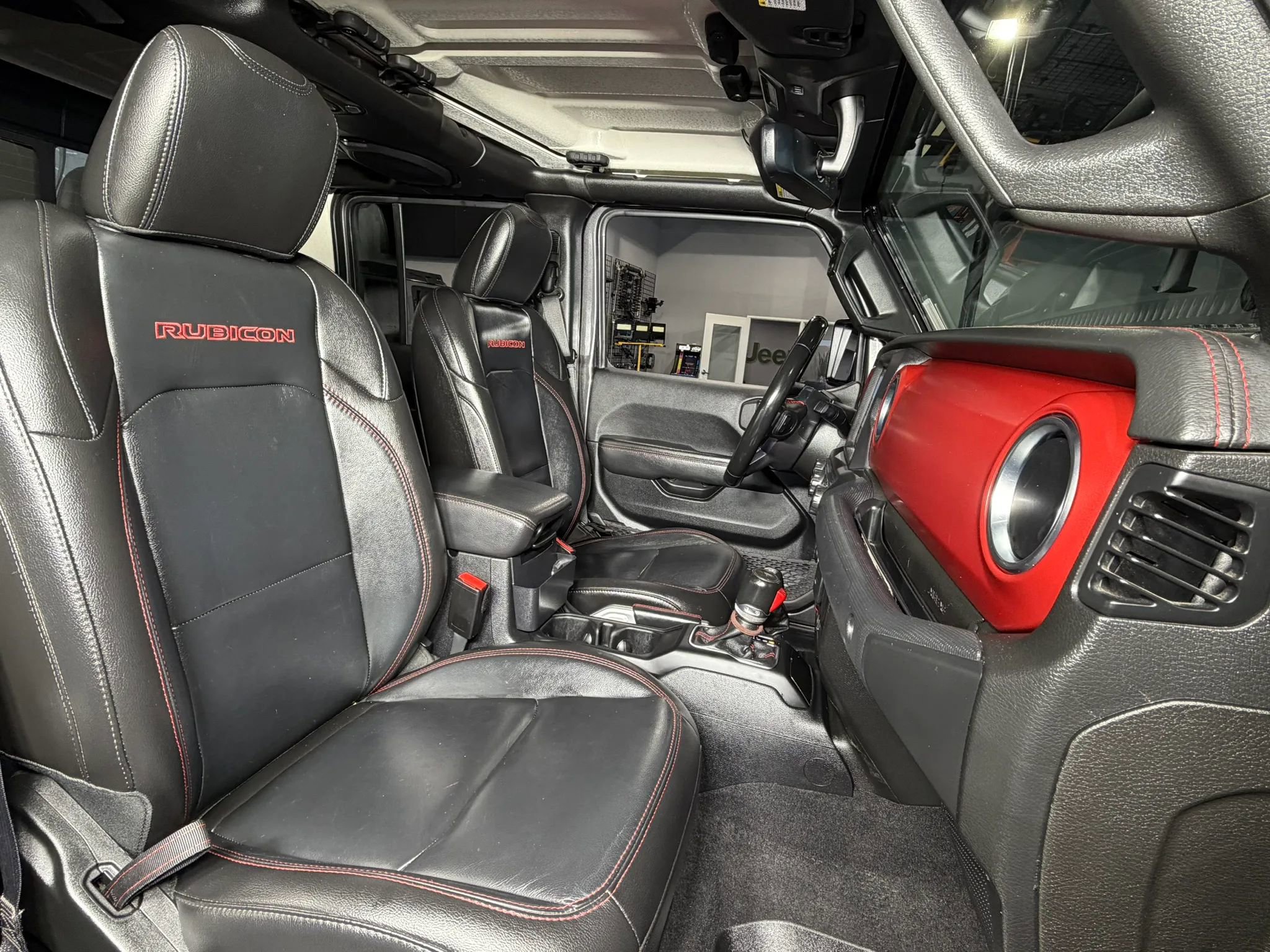 Used 2021 Jeep Gladiator Rubicon AWD/4WD image 21