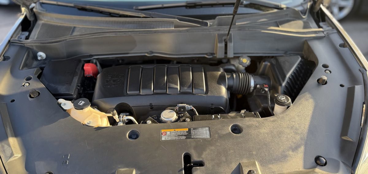 Used 2014 GMC Acadia SLE image 51