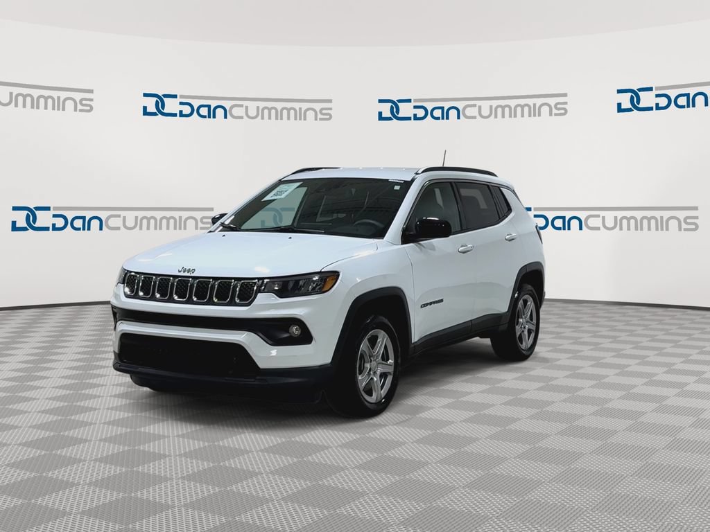 Used 2024 Jeep Compass Latitude w/ Altitude Special Edition AWD/4WD image 5