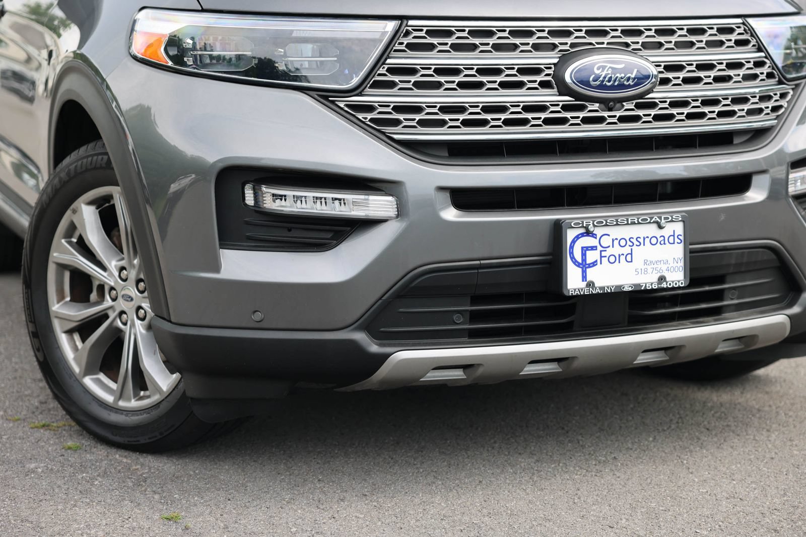Used 2023 Ford Explorer Limited w/ Limited Technology Package AWD/4WD image 33