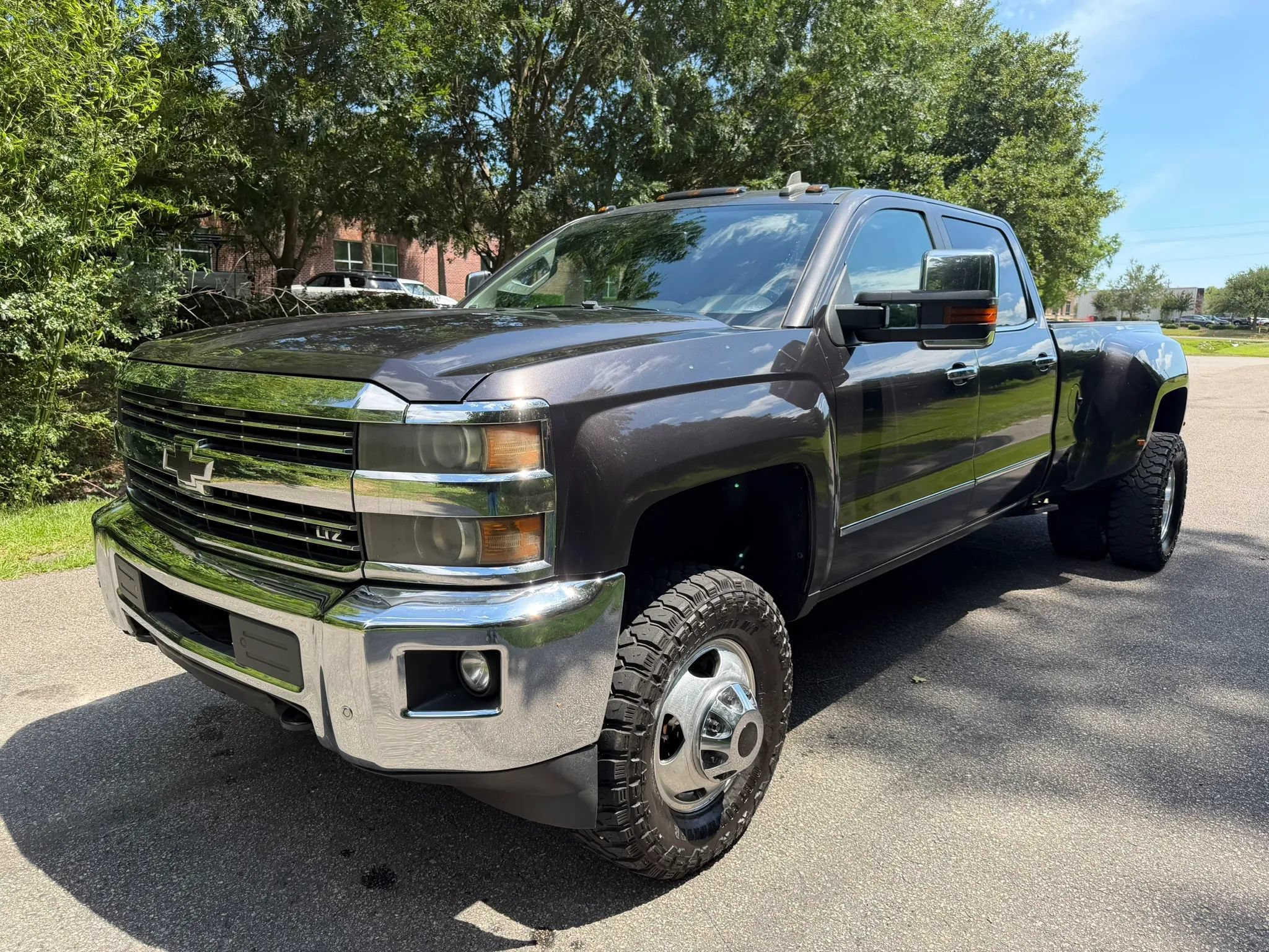 Used 2015 Chevrolet Silverado 3500 LTZ w/ Duramax Plus Package AWD/4WD image 2