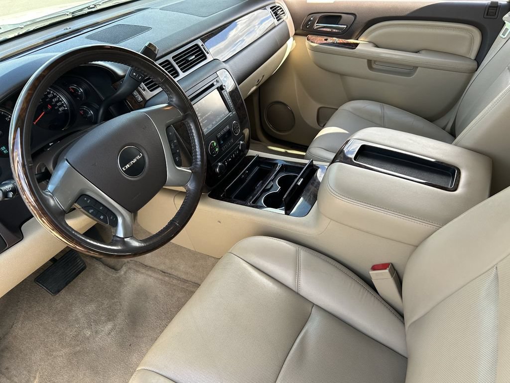 Used 2014 GMC Yukon Denali AWD/4WD image 18