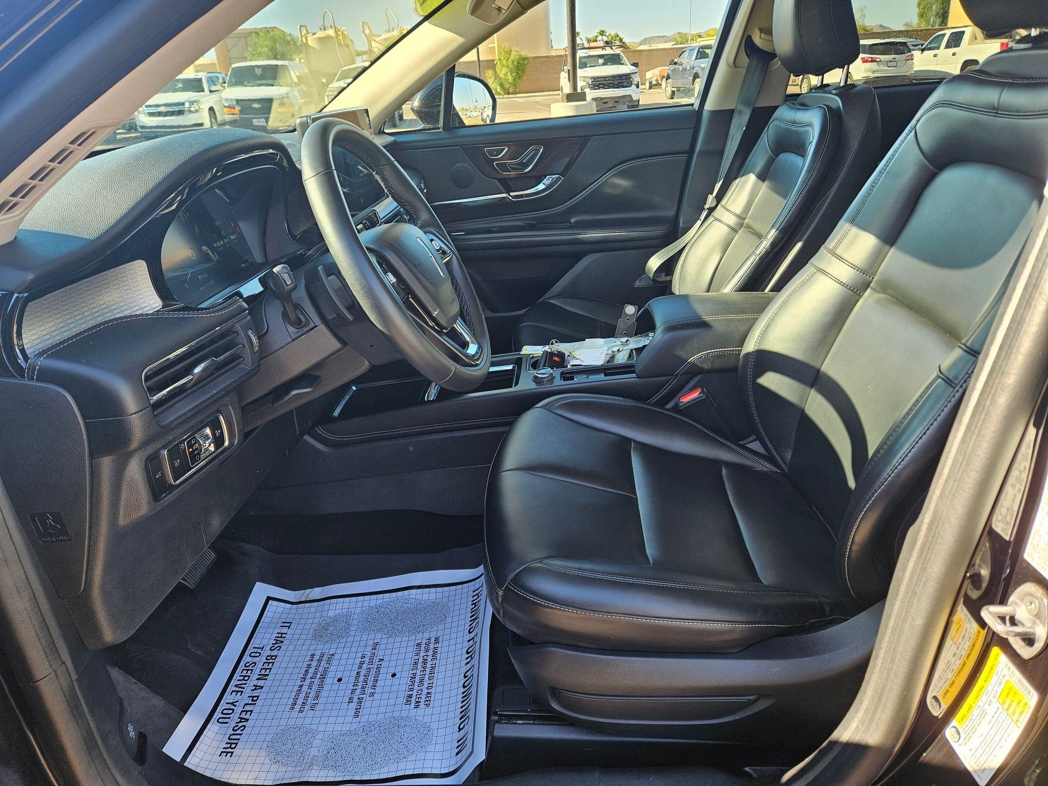 Used 2023 Lincoln Corsair AWD image 17