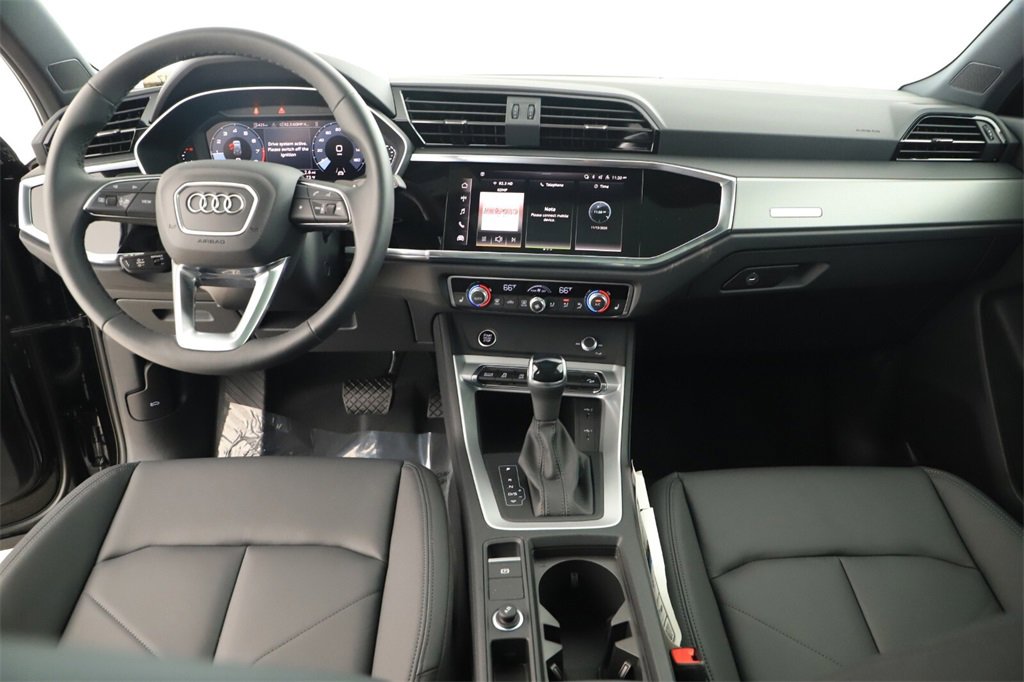 New 2025 Audi Q3 2.0T Premium image 18