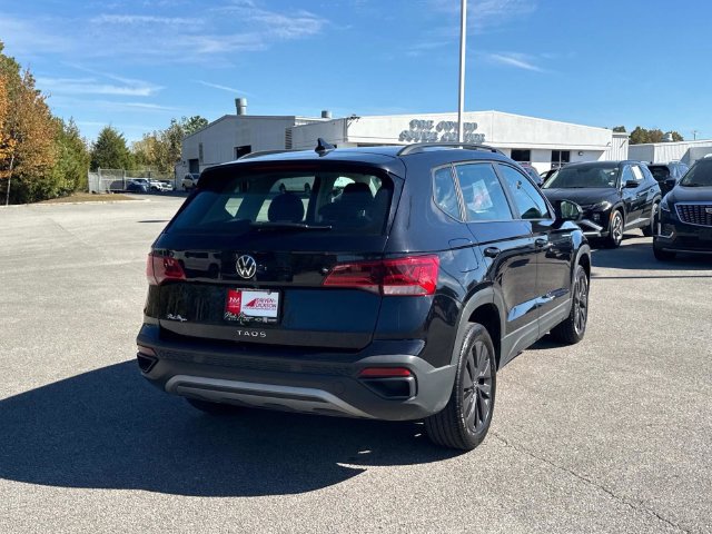 Used 2024 Volkswagen Taos S FWD image 4