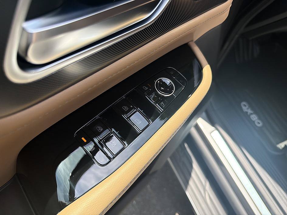 New 2027 INFINITI QX80 Luxe AWD/4WD image 12