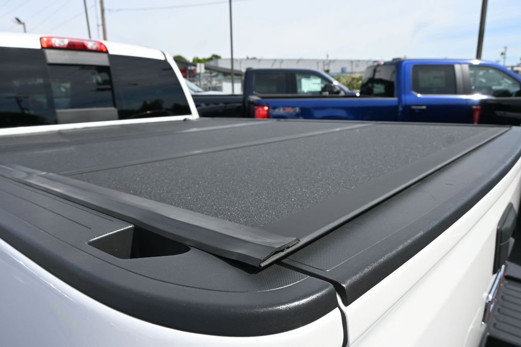Used 2018 GMC Sierra 2500 Denali w/ Duramax Plus Package AWD/4WD image 12