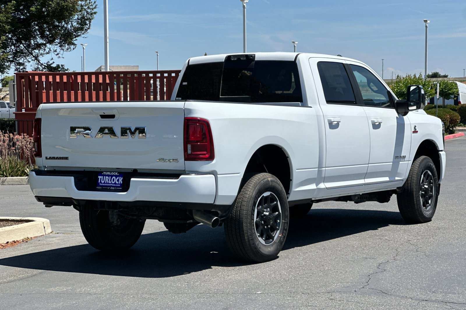 New 2025 RAM 2500 Laramie w/ Towing Technology Group image 4