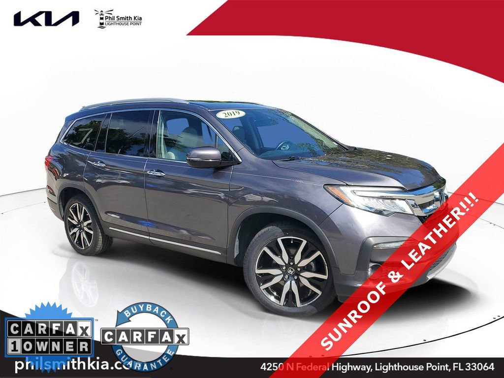 Used 2019 Honda Pilot Touring image 1