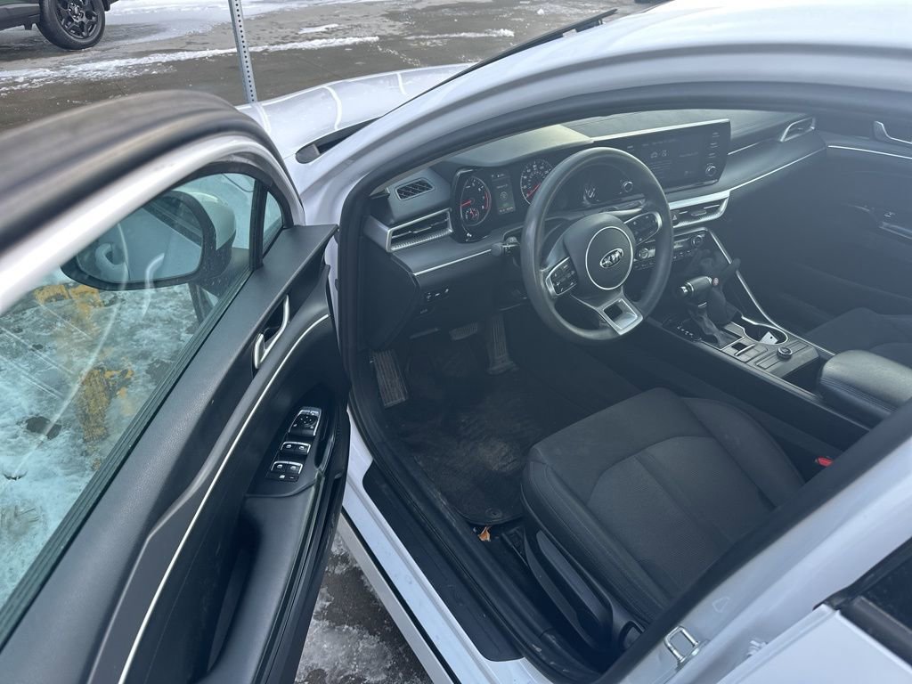 Used 2021 Kia K5 LXS image 7