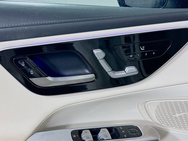 Used 2023 Mercedes-Benz GLC 300 image 19