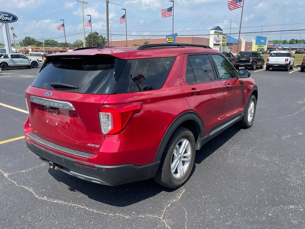 Used 2021 Ford Explorer XLT w/ Equipment Group 202A AWD/4WD image 5