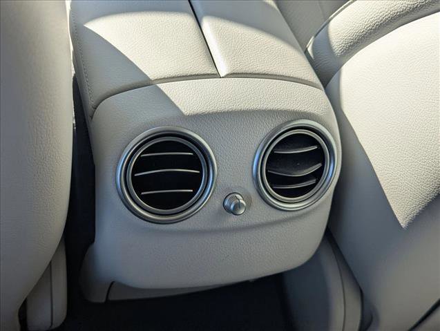 Used 2022 Mercedes-Benz E 350 Sedan image 18