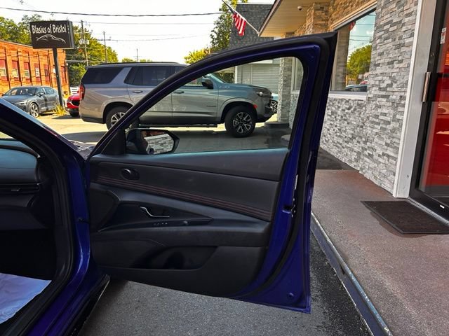 Used 2021 Hyundai Elantra N Line FWD image 11