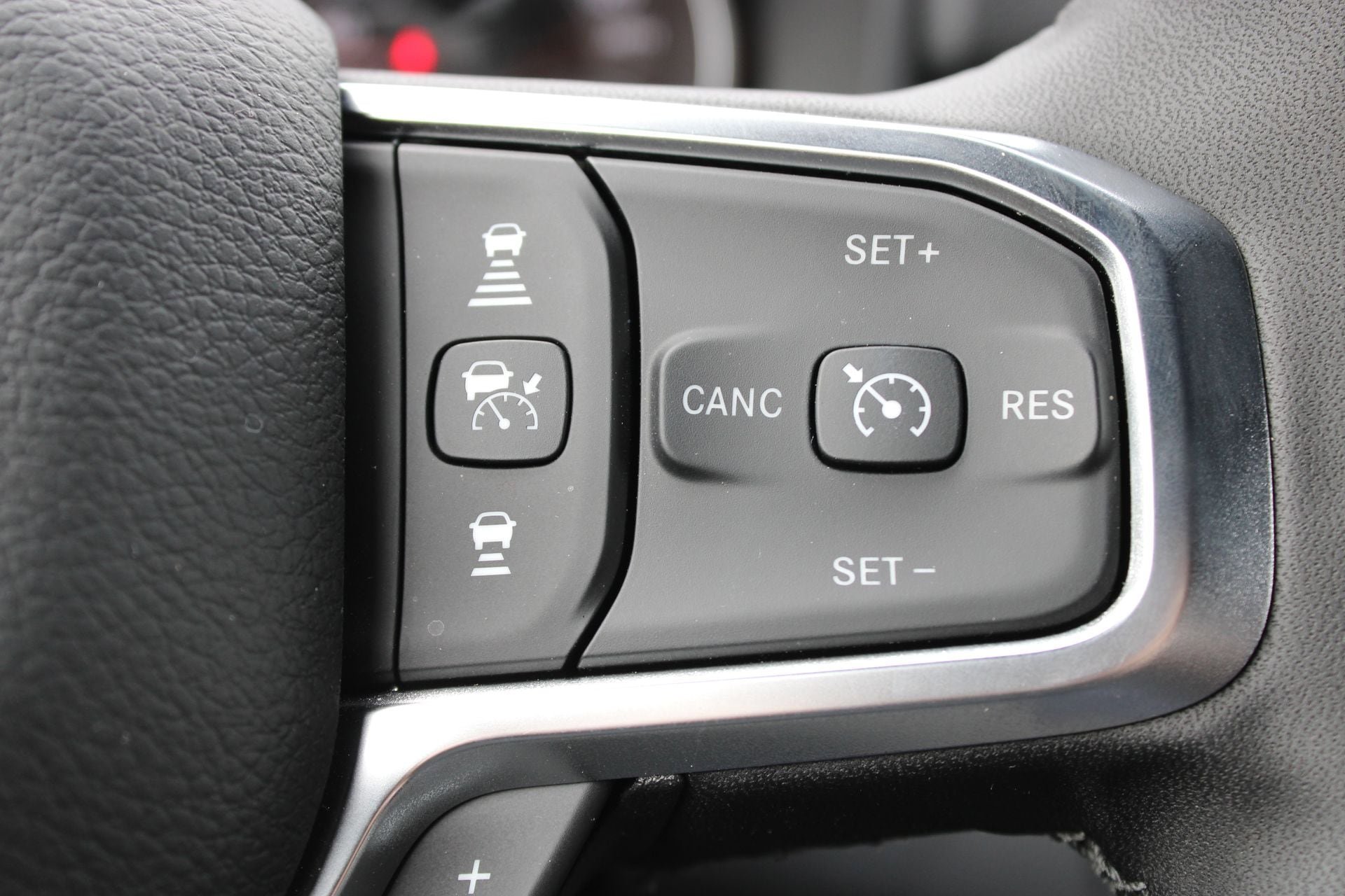 New 2025 RAM 2500 Big Horn AWD/4WD image 25