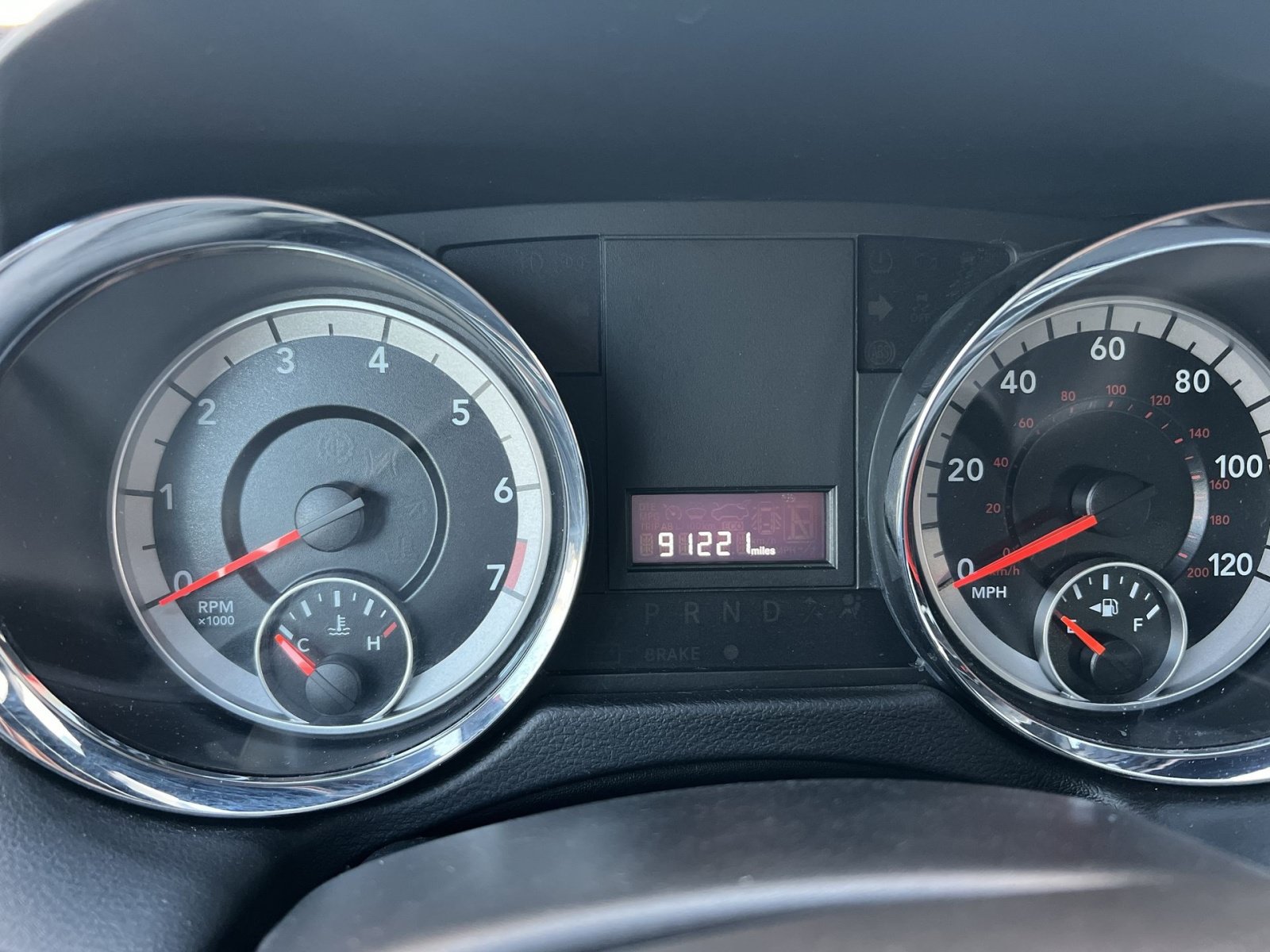 Used 2019 Dodge Grand Caravan SE FWD image 25
