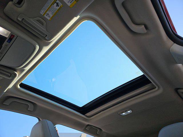 Used 2023 Subaru Forester Limited image 29