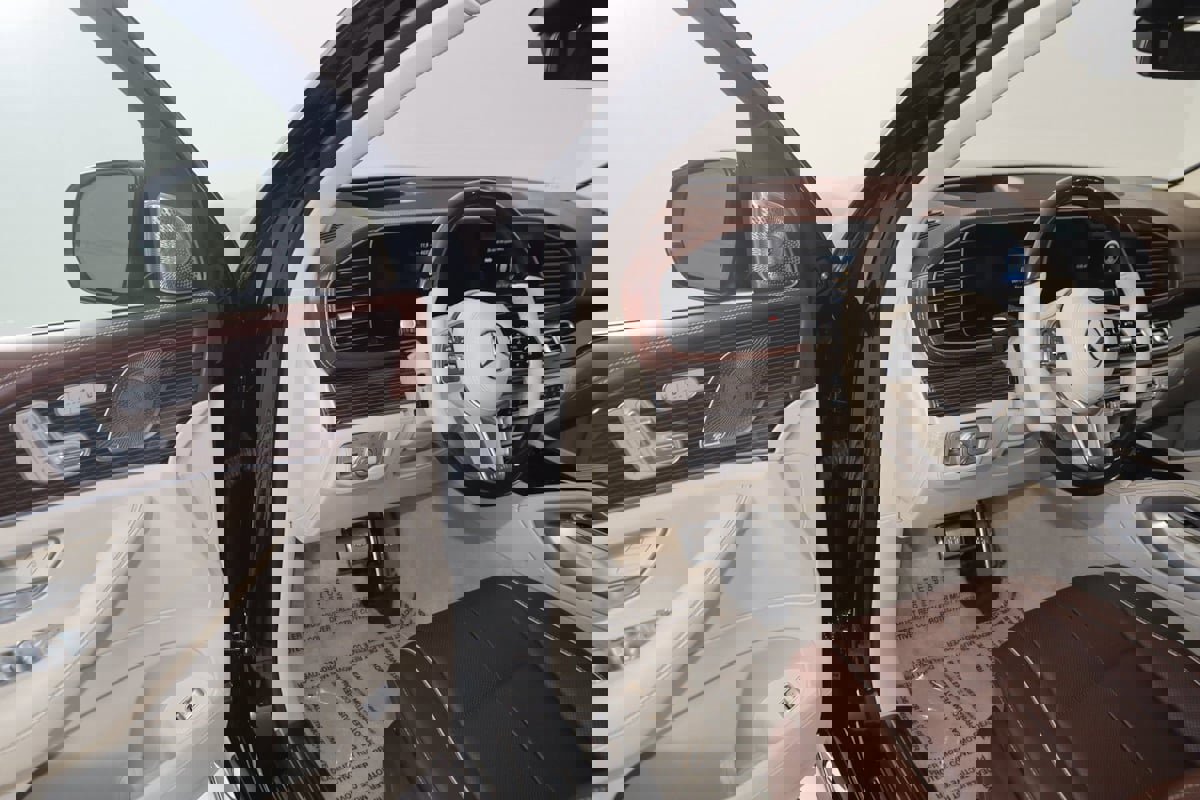 Used 2022 Mercedes-Benz Maybach GLS 600 4MATIC image 78