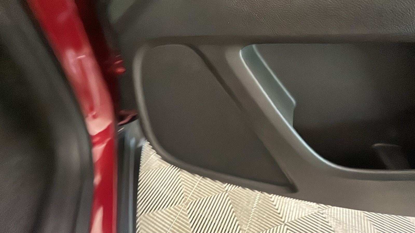 Used 2018 Chevrolet Traverse LT FWD image 39