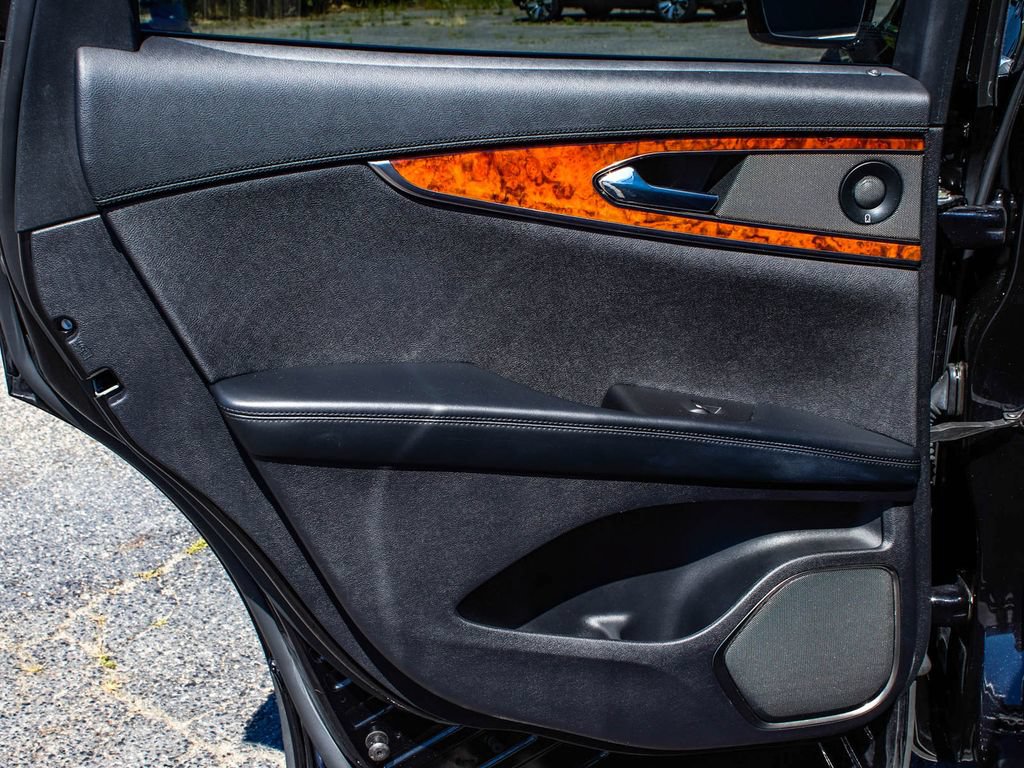 Used 2020 Lincoln Nautilus Reserve AWD/4WD image 11