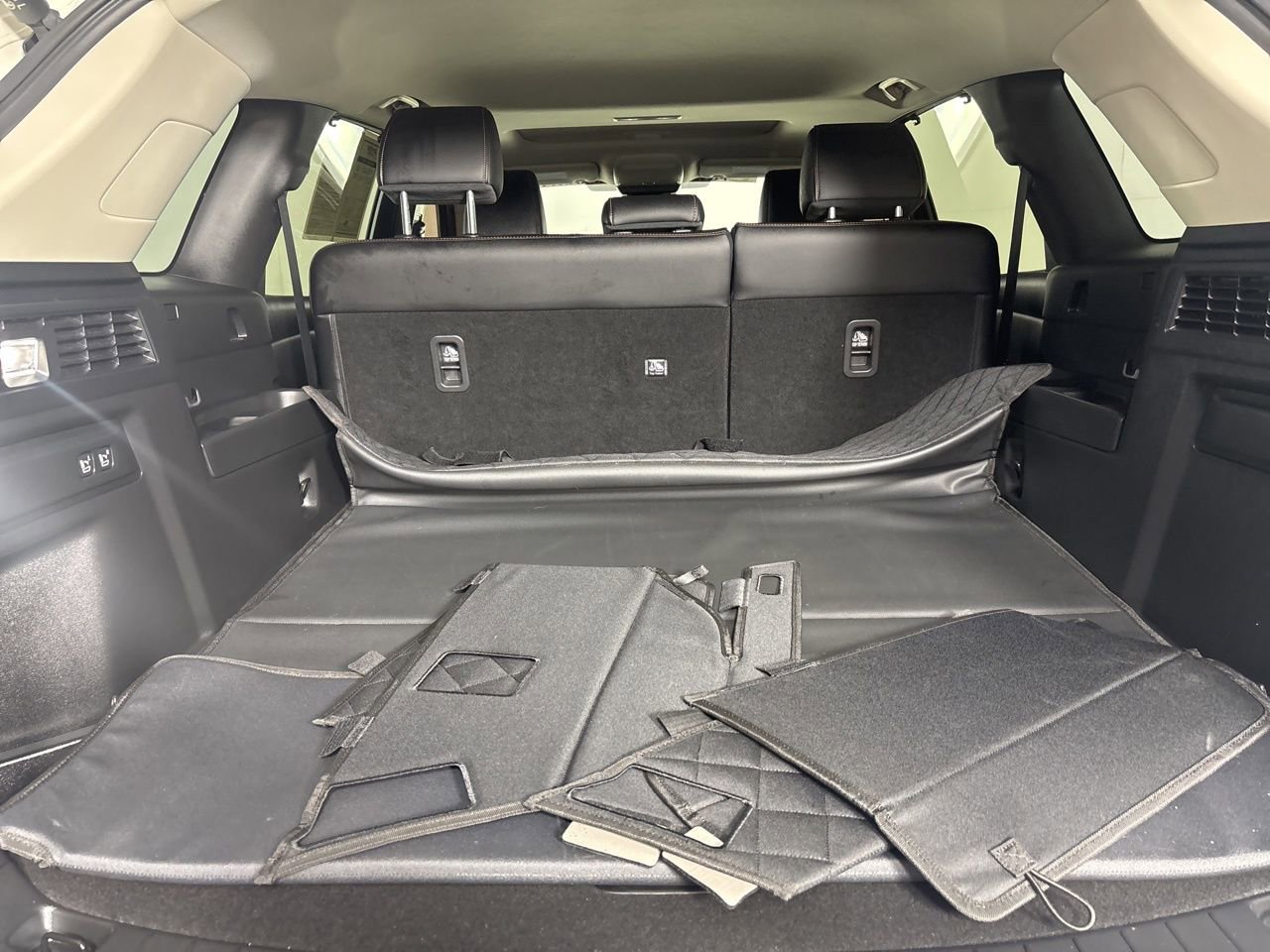 Used 2025 MAZDA CX-70 3.3 Turbo w/ Preferred Package image 23