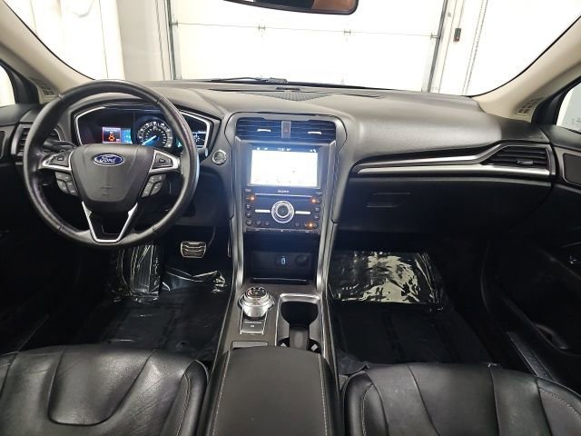 Used 2017 Ford Fusion Titanium image 30