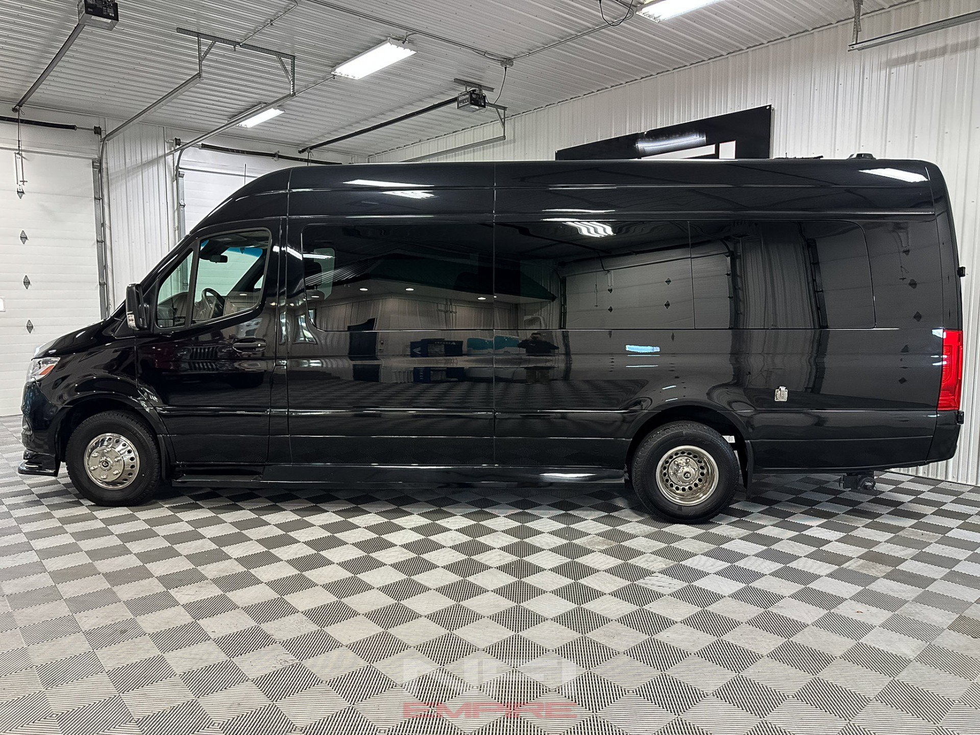 Used 2020 Mercedes-Benz Sprinter 3500 image 2