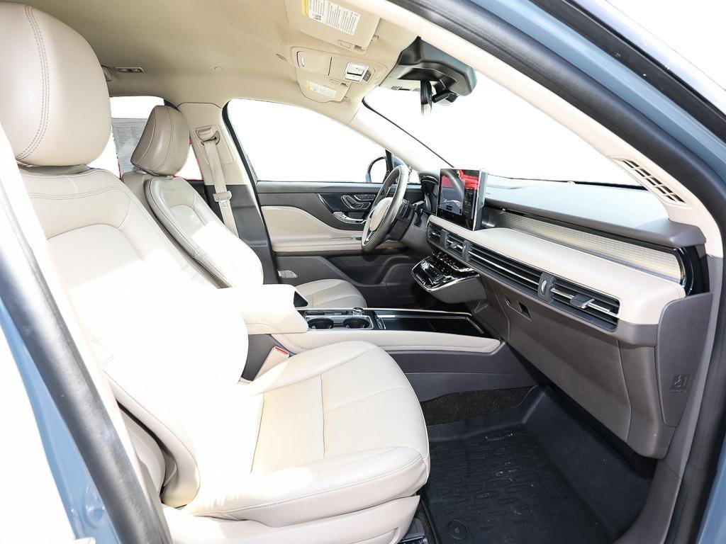 Certified 2023 Lincoln Corsair AWD image 22