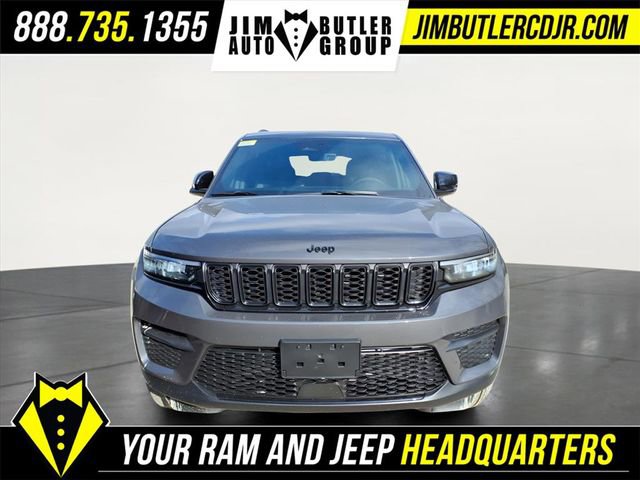 New 2025 Jeep Grand Cherokee Altitude image 7
