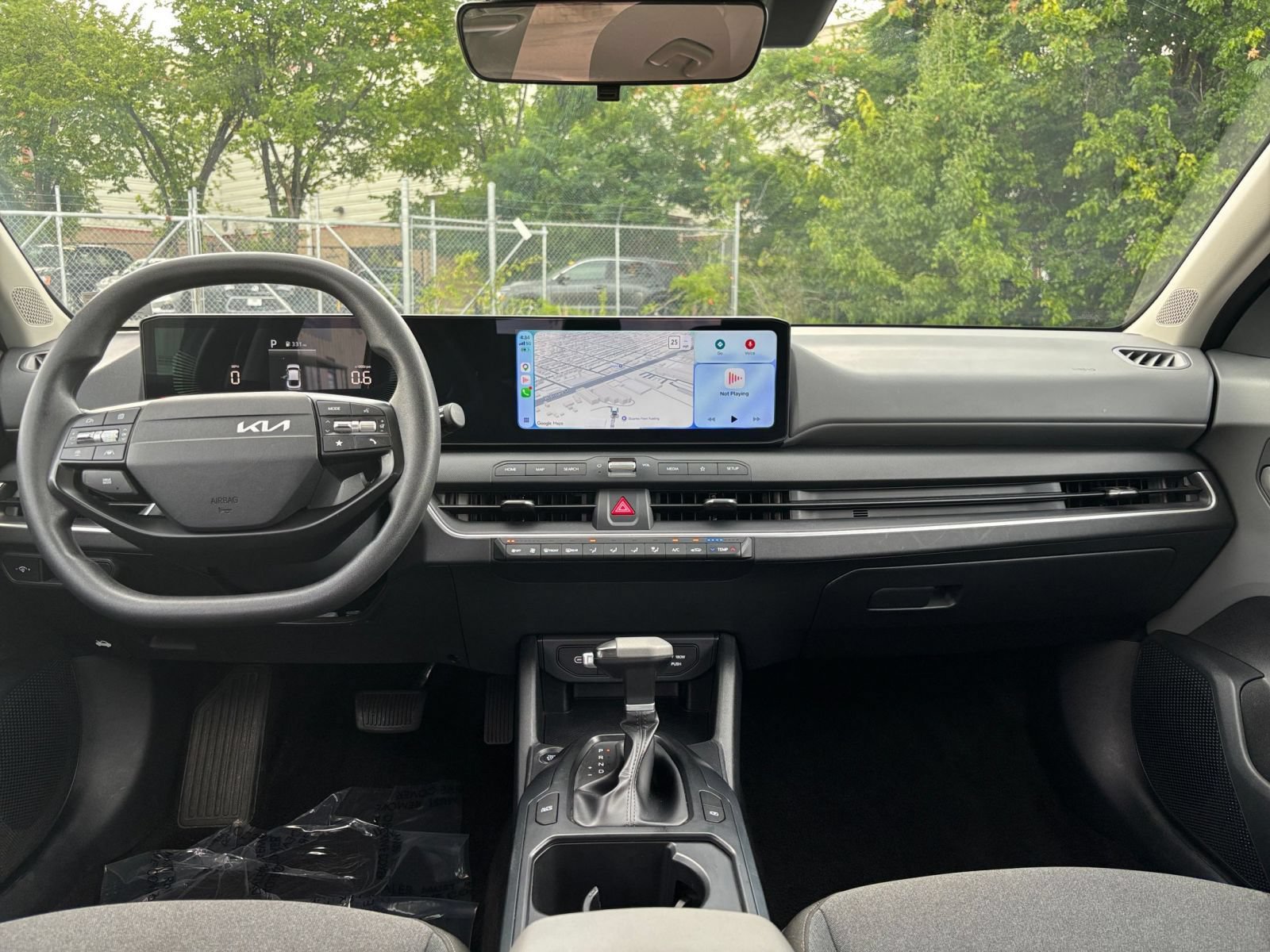 Used 2025 Kia K4 FWD image 32