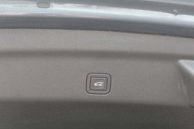 Used 2021 Chevrolet Tahoe RST image 8