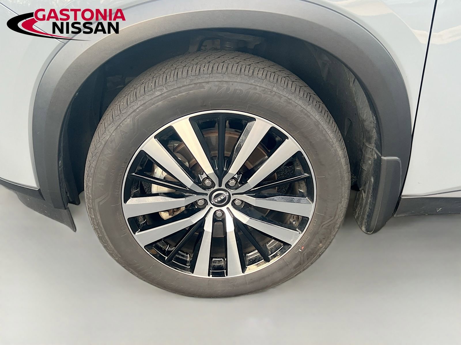 Used 2024 Nissan Pathfinder Platinum w/ Cargo Package image 42