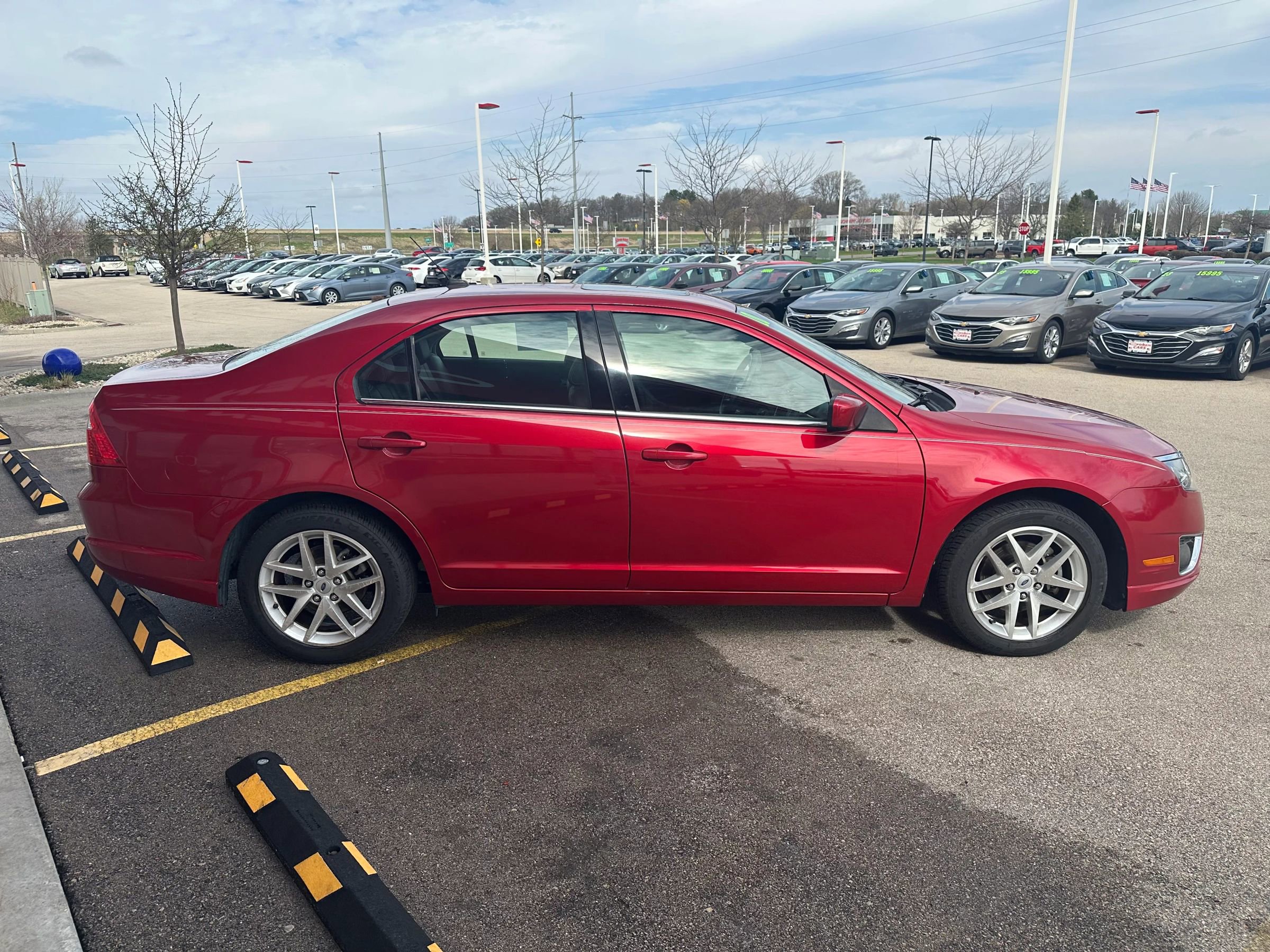 Used 2010 Ford Fusion SEL FWD image 4