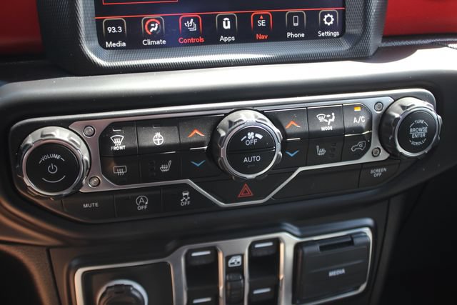 Used 2021 Jeep Gladiator Rubicon AWD/4WD image 9