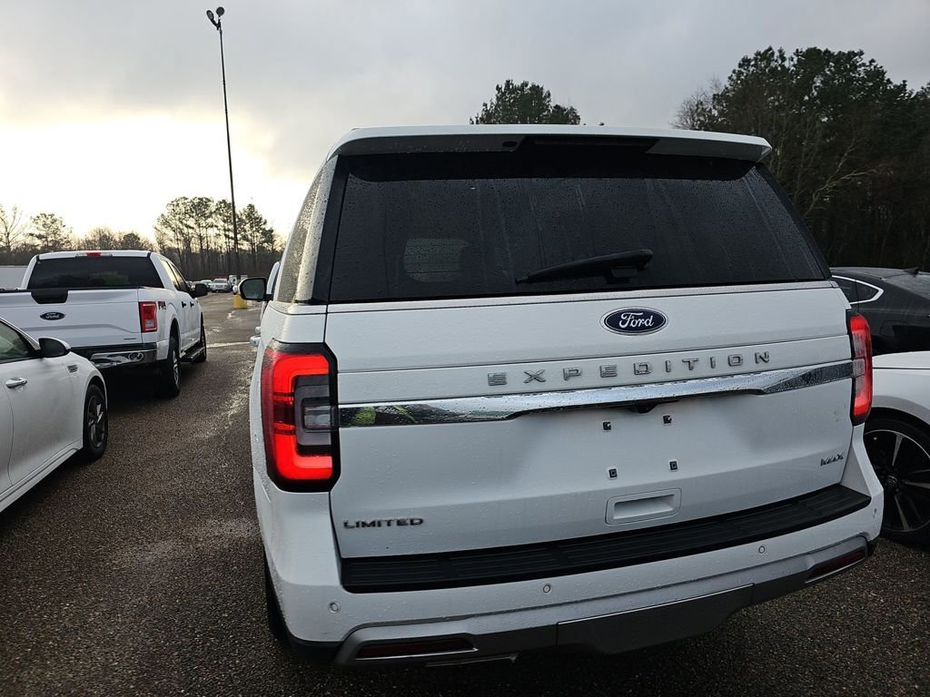 Used 2024 Ford Expedition Max Limited image 5
