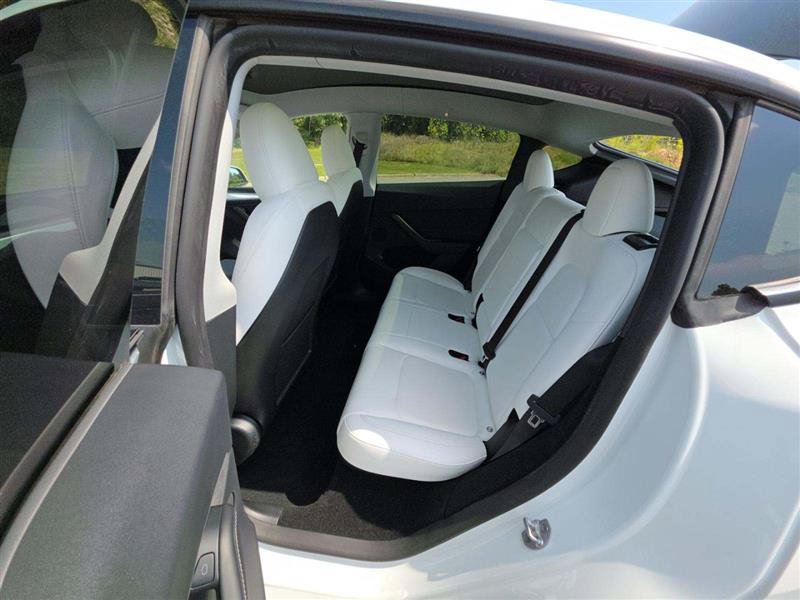 Used 2023 Tesla Model Y Long Range AWD/4WD image 6