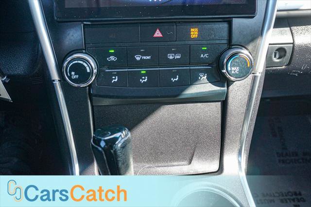 Used 2016 Toyota Camry SE image 24