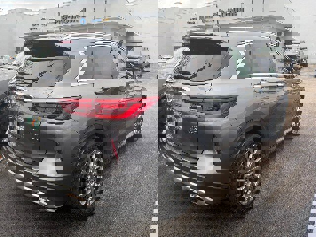 Used 2023 INFINITI QX50 Luxe image 4