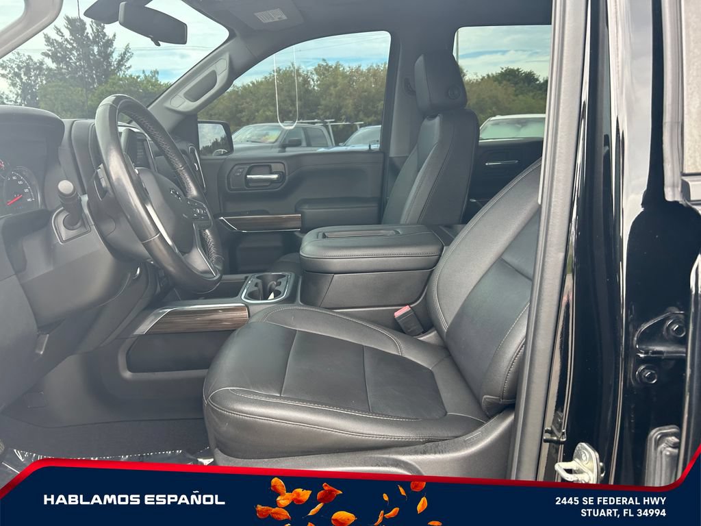 Used 2022 Chevrolet Silverado 1500 RST w/ LPO, Blackout Package AWD/4WD image 9