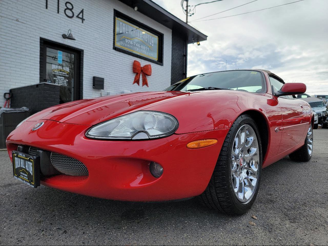 Used 2000 Jaguar XK8 Convertible image 2