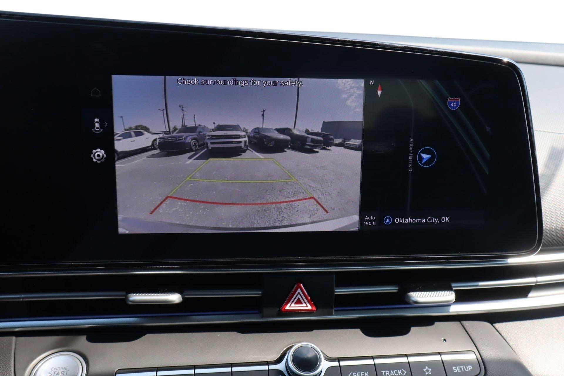 New 2025 Hyundai Elantra Limited image 14