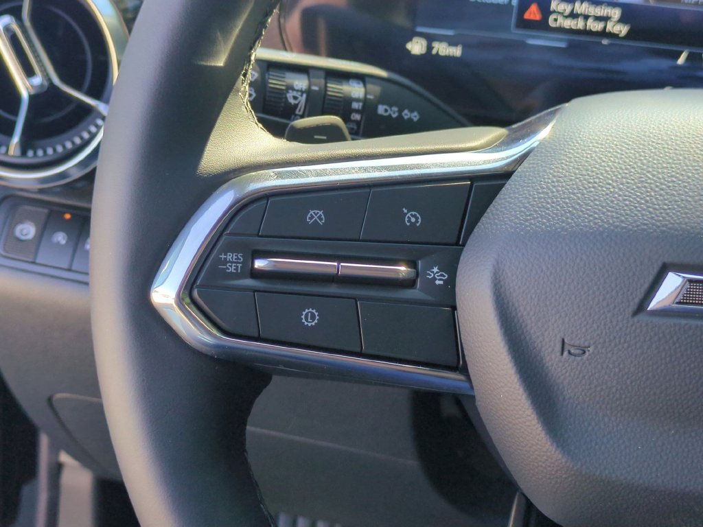 New 2027 Chevrolet Equinox ACTIV w/ Convenience Package III FWD image 17