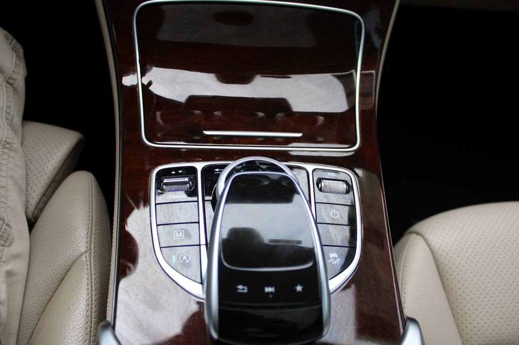 Used 2017 Mercedes-Benz GLC 300 image 19
