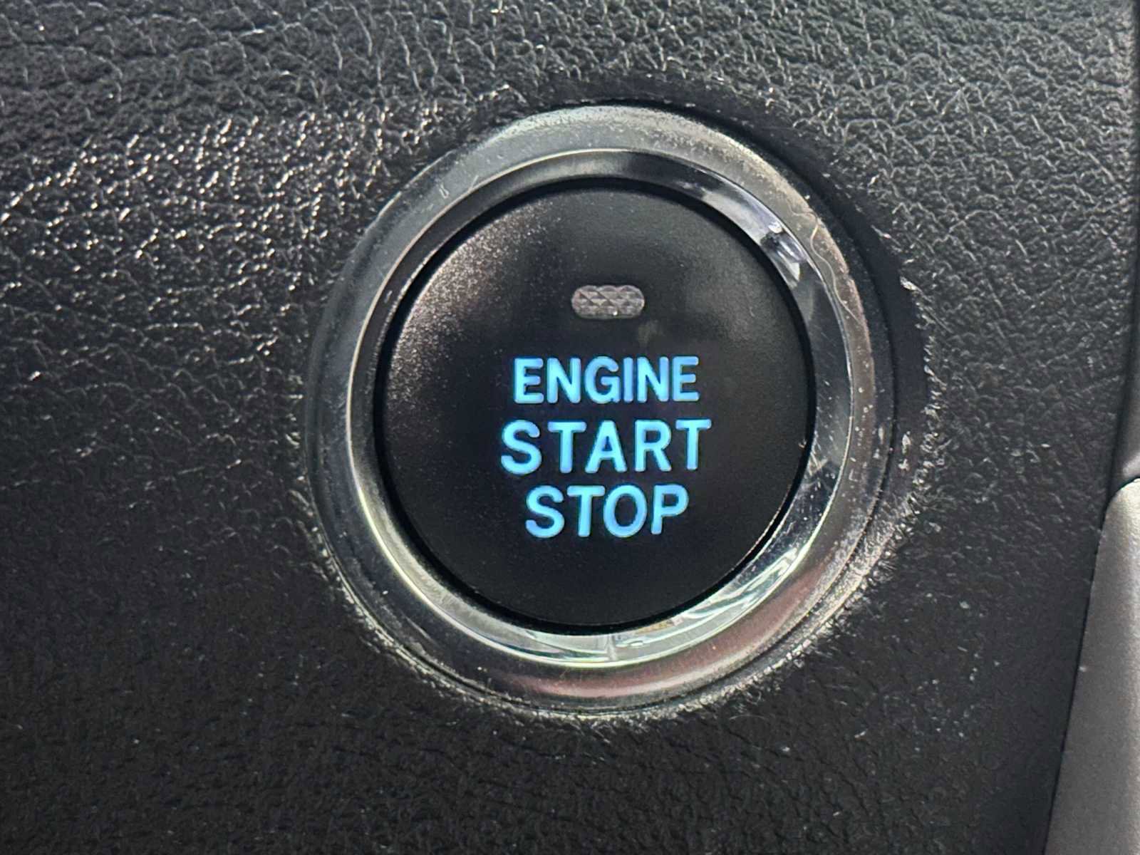 Used 2018 Toyota 4Runner Limited image 19