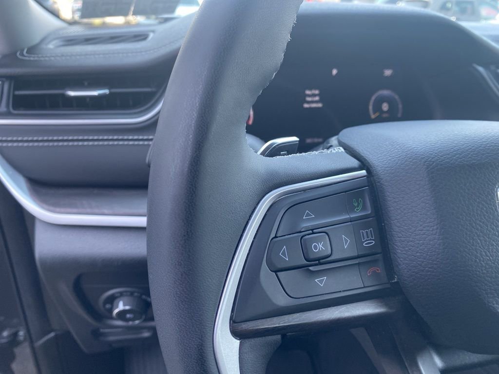 Certified 2023 Jeep Grand Cherokee L Limited w/ Luxury Tech Group II image 29