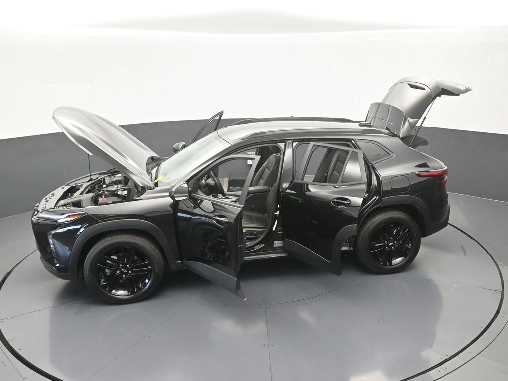Used 2025 Chevrolet Trax ACTIV FWD image 63